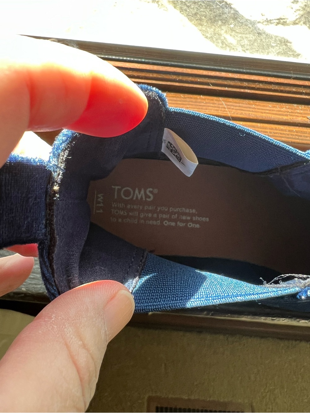 Tom’s Women's Navy Velour Boots - Picture 5 of 6